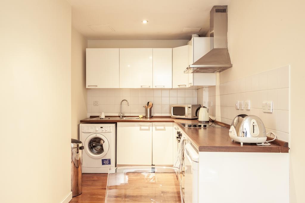 2 Bed Central Apartment By Regents Park Free Wifi لندن الغرفة الصورة