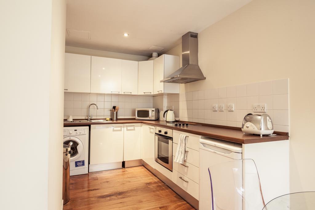 2 Bed Central Apartment By Regents Park Free Wifi لندن الغرفة الصورة